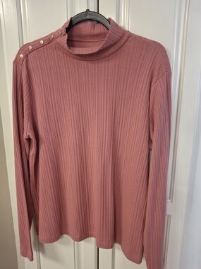 croft & barrow Pink Ribbed Long Sleeve Top with Shoulder Buttons